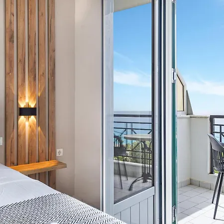 Sunset Premium 8 아파트 Lefkáda