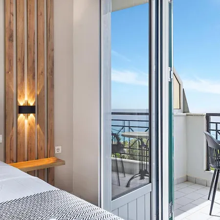 Sunset Premium 8 * Lefkada City